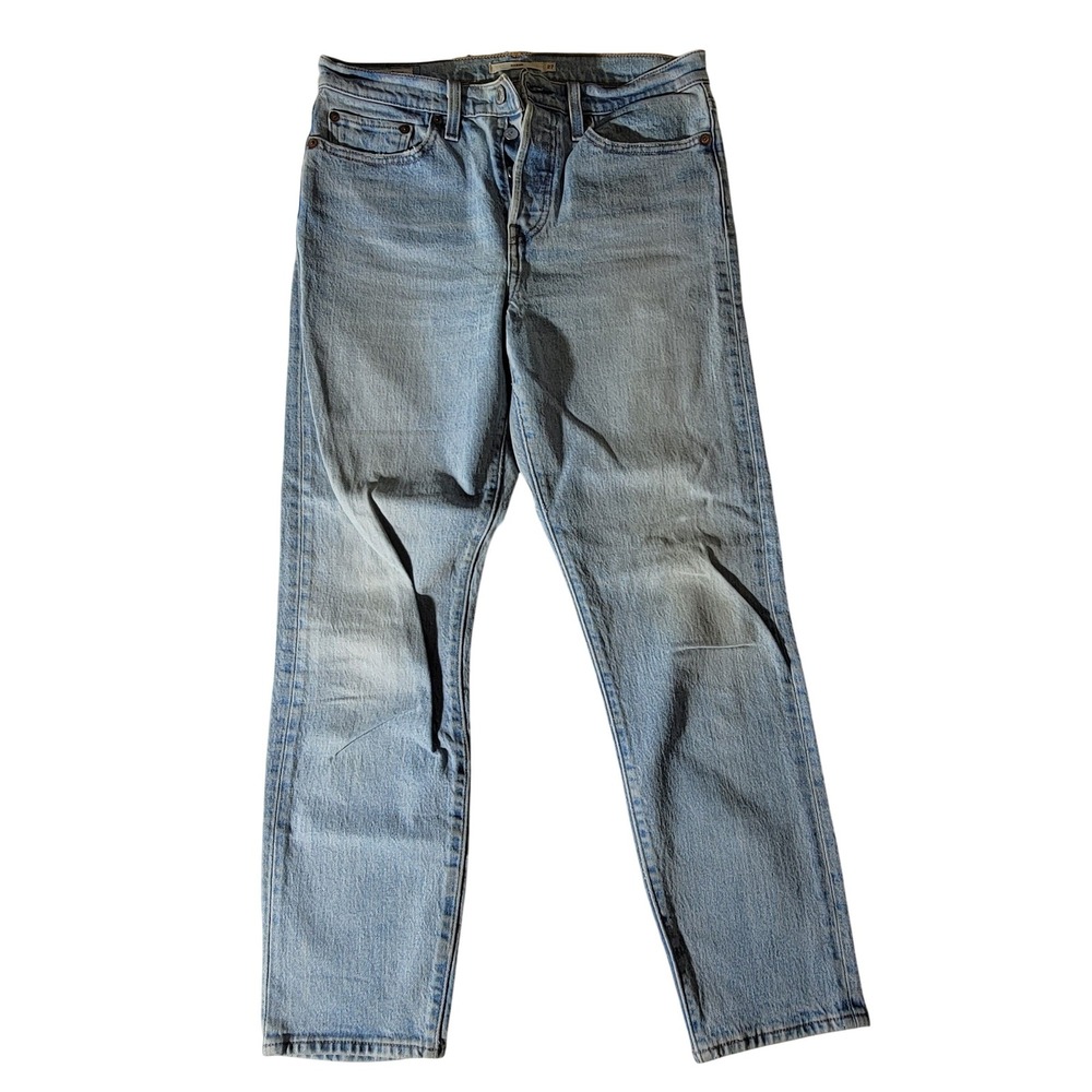Levis Womens Wedgie Straight Jeans Light Wash Blue High Rise Button Fly 27‎